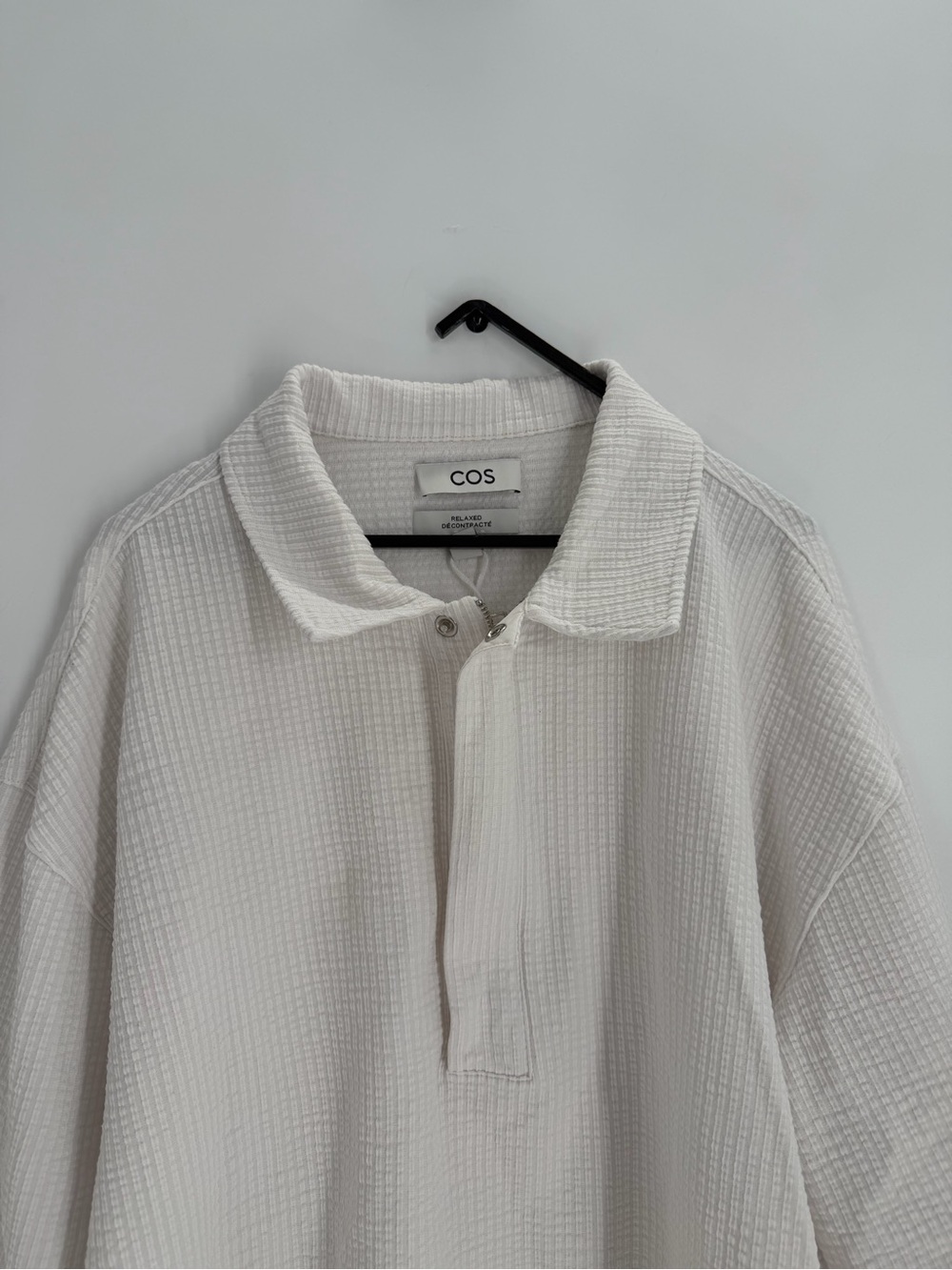 Cos Men’s Seersucker Half Zip Polo Short Sleeve Shirt In White